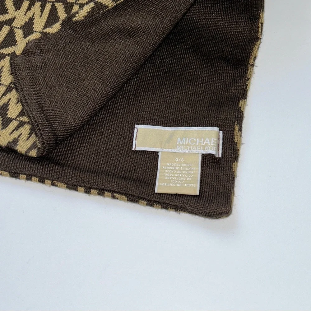 Michael Kors MK Logo Scarf Brown Tan Reversible Knit‎ Winter Fall Wrap